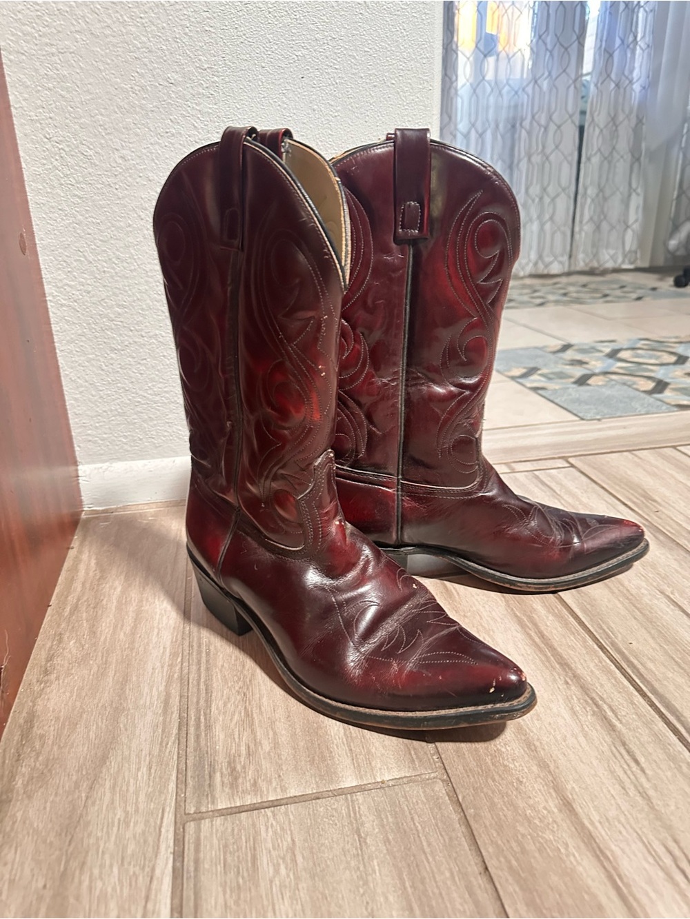 ACME Men's 10.5 Burgundy Leather Western Cowboy Boots